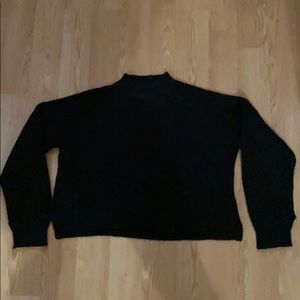 Black sweatshirt